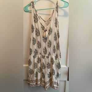 Off White Romper with Blue Flowers Size XL